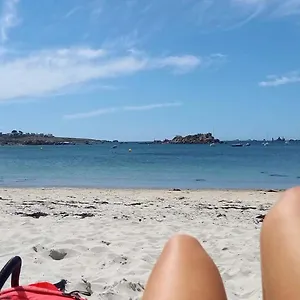 Les Portsallaises Piscine Ou A 300m De La , Ploudalmézeau France